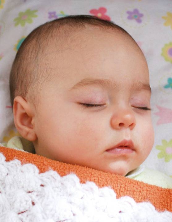 三个月宝宝流清鼻涕怎么办宝宝流鼻涕的食疗方